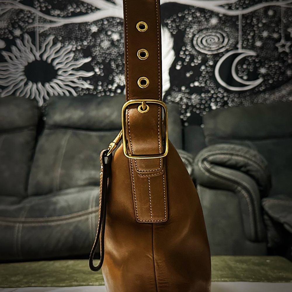 Vintage Y2K Coach Crossbody Bag  2004 year Tan soft Leather Crossbody Bag - Picture 17 of 17